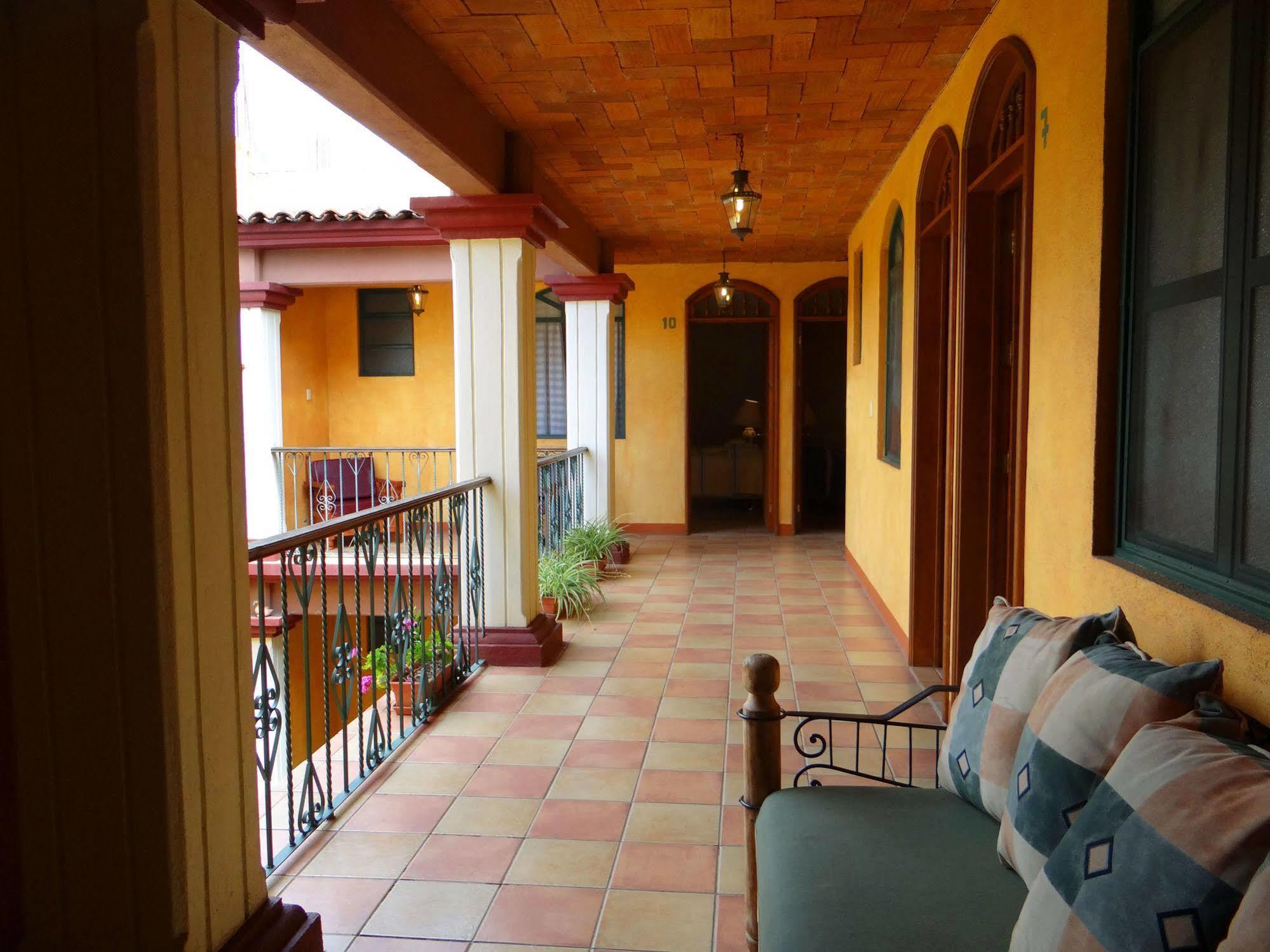 Casa Lidia Hotel Oaxaca Exterior photo